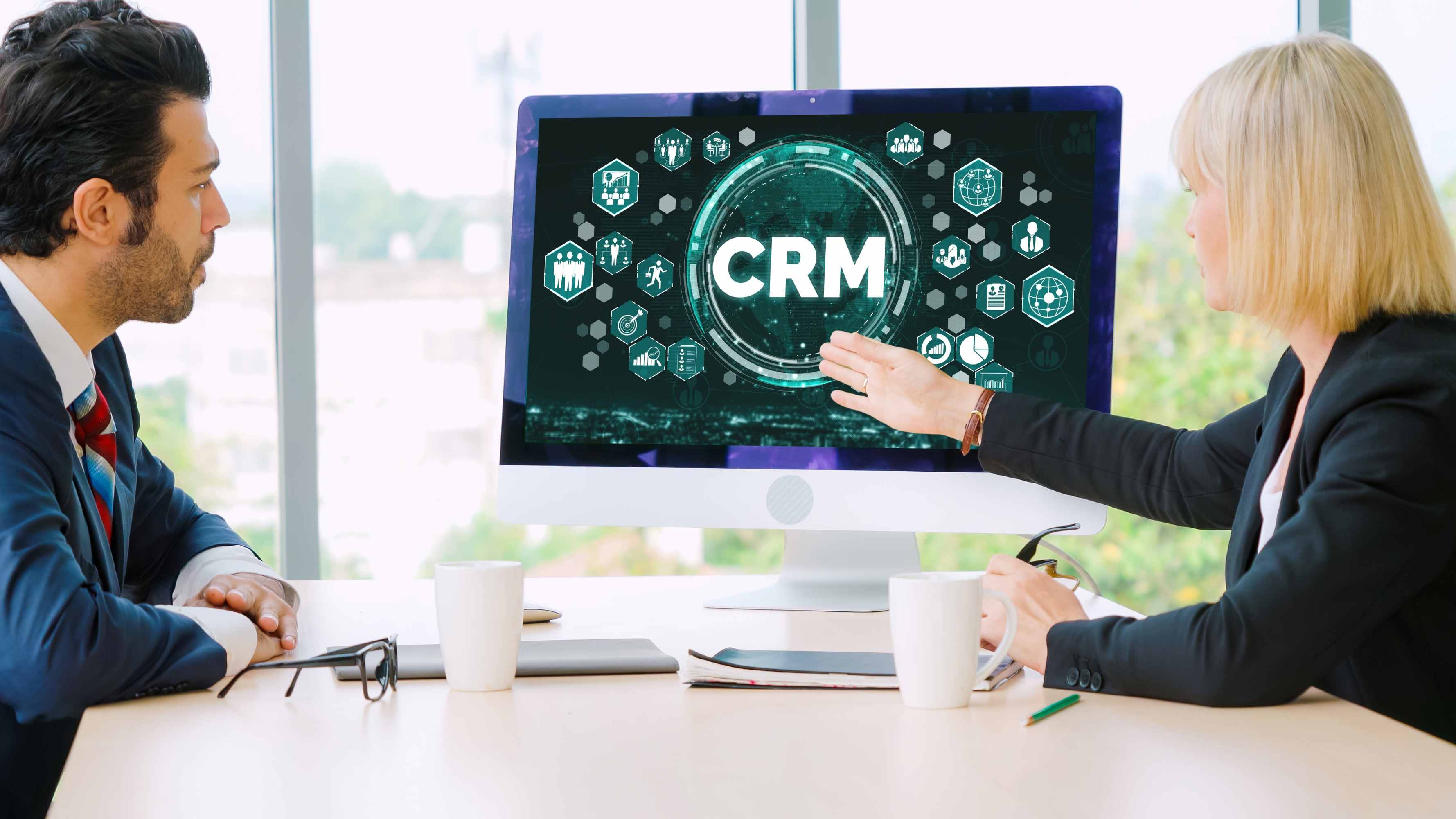 Как выбрать подходящую CRM для малого бизнеса